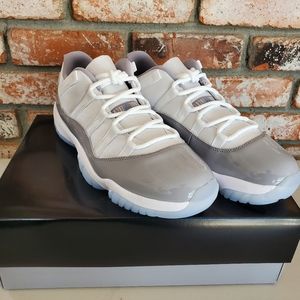 Air Jordan 11 Low Cement